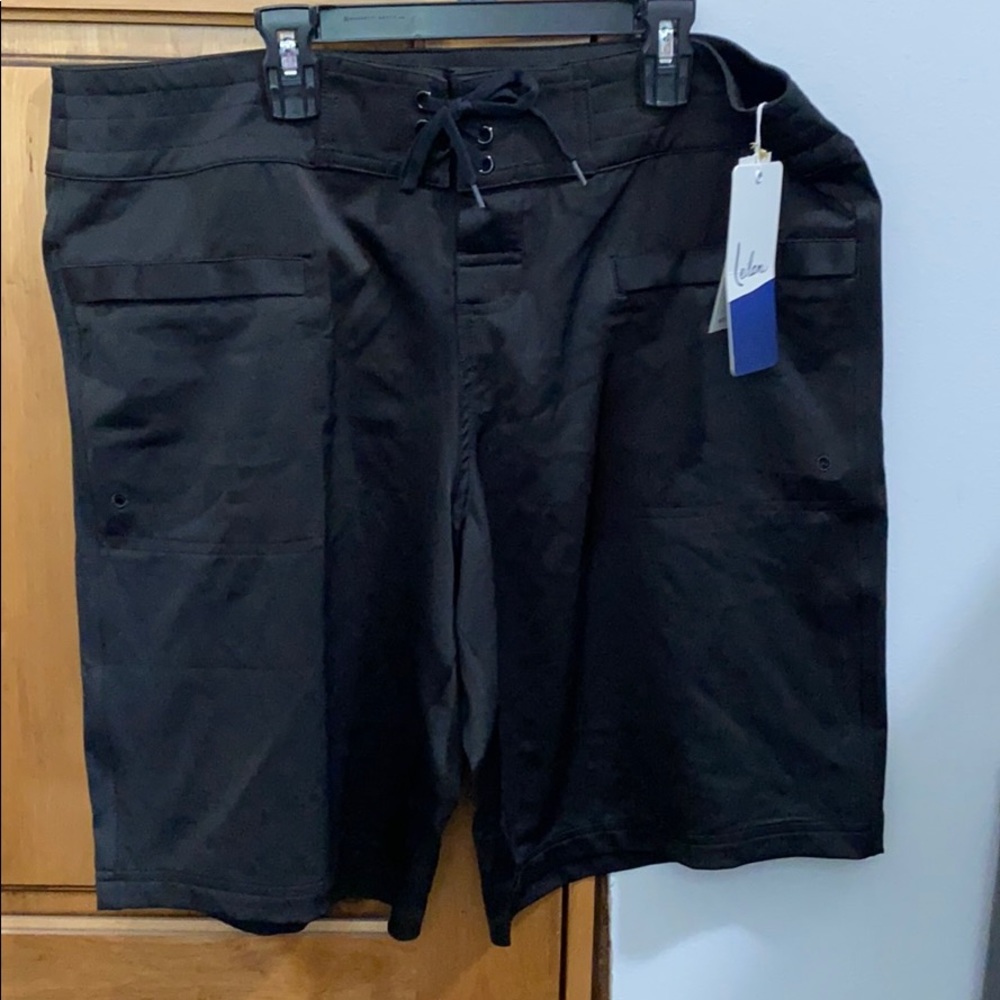 Leilani board shorts sz 14 NWT